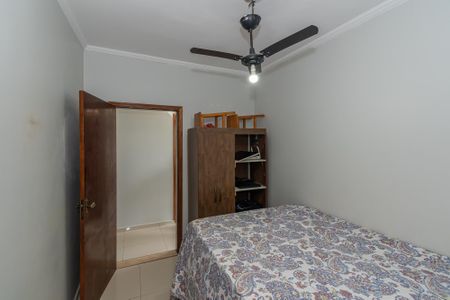 Casa à venda com 193m², 3 quartos e 3 vagas Casa à venda com 193m², 3 quartos e 3 vagasQuarto 2