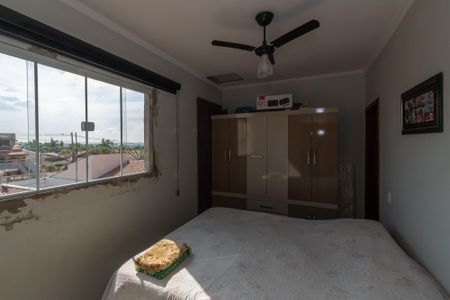 Casa à venda com 193m², 3 quartos e 3 vagas Casa à venda com 193m², 3 quartos e 3 vagasQuarto 1