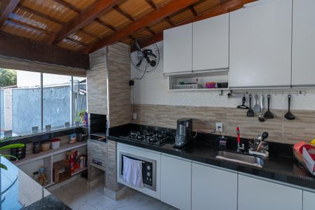 Casa à venda com 193m², 3 quartos e 3 vagas Casa à venda com 193m², 3 quartos e 3 vagasCozinha
