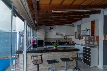 Casa à venda com 193m², 3 quartos e 3 vagas Casa à venda com 193m², 3 quartos e 3 vagasCozinha