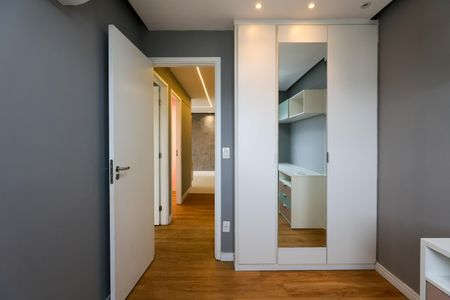 Apartamento à venda com 75m², 3 quartos e 2 vagasQuarto 2