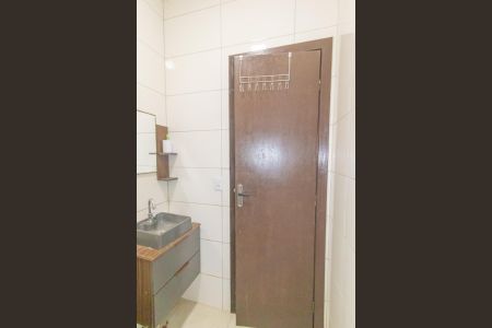 Banheiro Social de casa para alugar com 2 quartos, 100m² em Mato Grande, Canoas