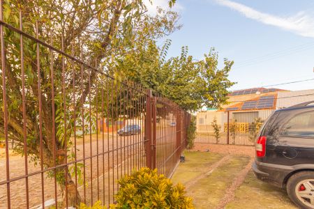 Casa para alugar com 100m², 2 quartos e 2 vagas Casa para alugar com 100m², 2 quartos e 2 vagasÁrea externa