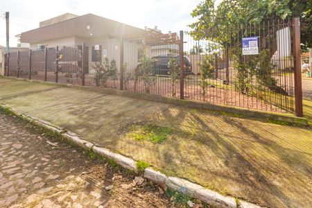 Casa para alugar com 100m², 2 quartos e 2 vagas Casa para alugar com 100m², 2 quartos e 2 vagasFachada/placa
