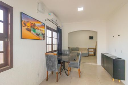 Casa para alugar com 100m², 2 quartos e 2 vagas Casa para alugar com 100m², 2 quartos e 2 vagasSala/Cozinha