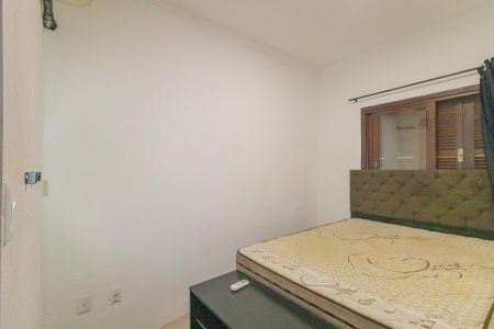 Casa para alugar com 100m², 2 quartos e 2 vagas Casa para alugar com 100m², 2 quartos e 2 vagasQuarto 1