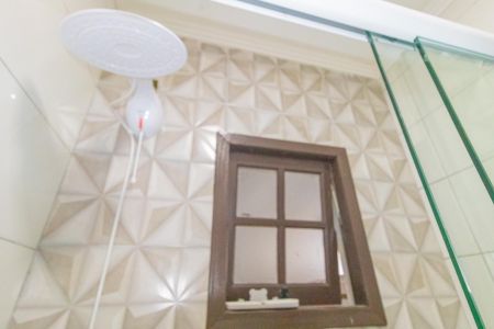 Casa para alugar com 100m², 2 quartos e 2 vagas Casa para alugar com 100m², 2 quartos e 2 vagasBanheiro da Suíte