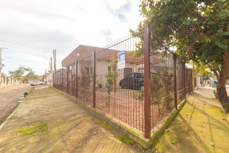 Casa para alugar com 100m², 2 quartos e 2 vagas Casa para alugar com 100m², 2 quartos e 2 vagasÁrea externa/Fachada