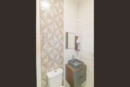 Casa para alugar com 100m², 2 quartos e 2 vagas Casa para alugar com 100m², 2 quartos e 2 vagasBanheiro Social