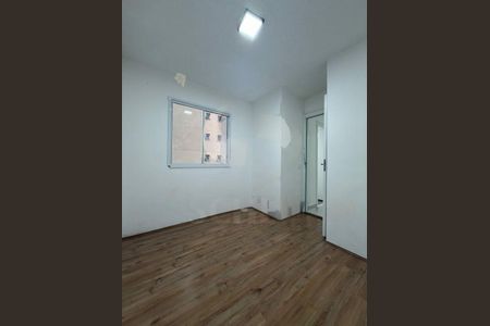 Apartamento à venda com 2 quartos, 32m² em Jardim Itacolomi, São Paulo