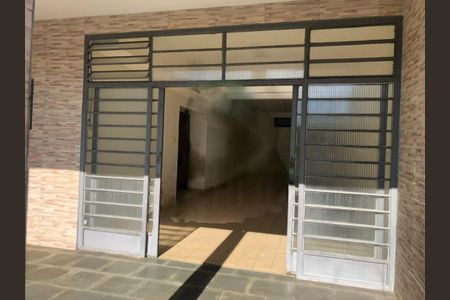 Casa à venda com 2 quartos, 221m² em Parque Jabaquara, São Paulo