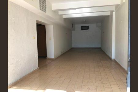 Casa à venda com 2 quartos, 221m² em Parque Jabaquara, São Paulo