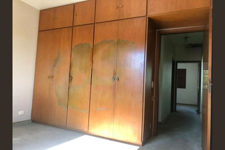 Casa à venda com 2 quartos, 221m² em Parque Jabaquara, São Paulo
