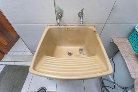Área de serviço  de casa de condomínio para alugar com 2 quartos, 80m² em Centro, Diadema