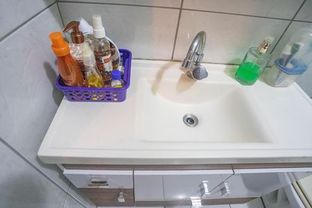 Casa de condomínio para alugar com 80m², 2 quartos e 1 vaga Casa de condomínio para alugar com 80m², 2 quartos e 1 vagaBanheiro
