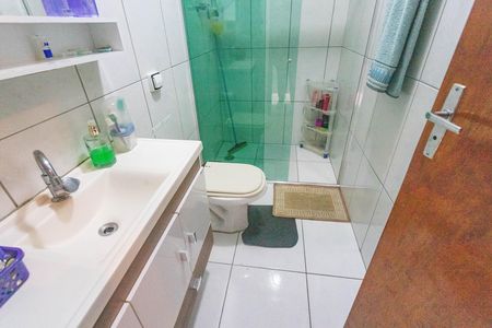 Casa de condomínio para alugar com 80m², 2 quartos e 1 vaga Casa de condomínio para alugar com 80m², 2 quartos e 1 vagaBanheiro