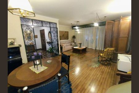 Casa à venda com 3 quartos, 274m² em Vila Alexandria, São Paulo