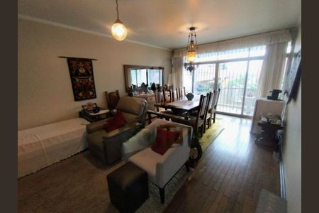 Casa à venda com 3 quartos, 274m² em Vila Alexandria, São Paulo