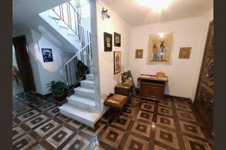 Casa à venda com 3 quartos, 274m² em Vila Alexandria, São Paulo