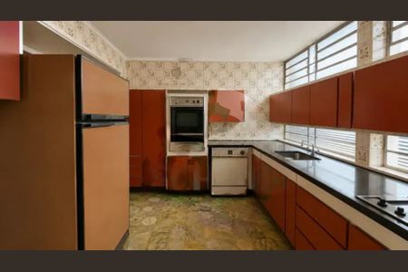 Casa à venda com 3 quartos, 274m² em Vila Alexandria, São Paulo