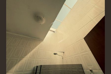 Casa à venda com 1 quarto, 140m² em Vila Campo Grande, São Paulo