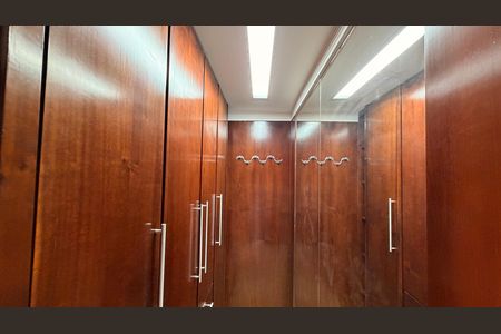 Apartamento para alugar com 302m², 4 quartos e 3 vagasCloset da suíte 4