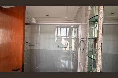 Apartamento para alugar com 302m², 4 quartos e 3 vagasBanheiro da Suíte 1