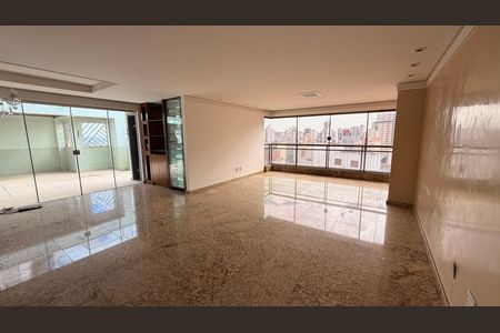 Apartamento para alugar com 302m², 4 quartos e 3 vagasSala 2