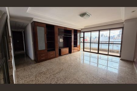 Apartamento para alugar com 4 quartos, 302m² em Nova Suiça, Goiânia