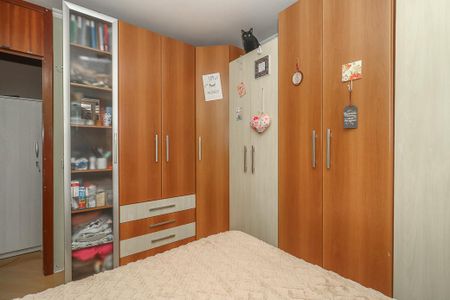 Quarto de apartamento à venda com 3 quartos, 67m² em Jardim Carvalho, Porto Alegre
