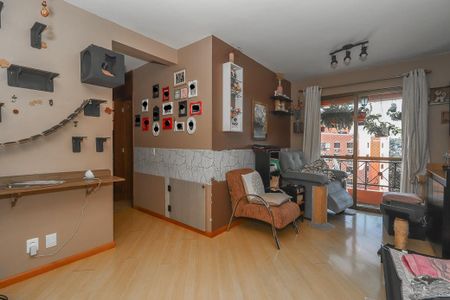 Apartamento à venda com 3 quartos, 67m² em Jardim Carvalho, Porto Alegre