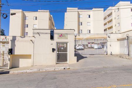 Apartamento para alugar com 55m², 2 quartos e 1 vagaFachada do condomínio
