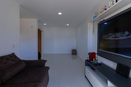 Sala de apartamento para alugar com 2 quartos, 55m² em Jardim Rio das Pedras, Cotia