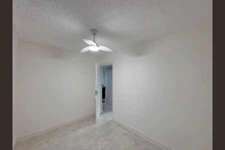 Quarto 1 de apartamento para alugar com 3 quartos, 44m² em Vargem Pequena, Rio de Janeiro