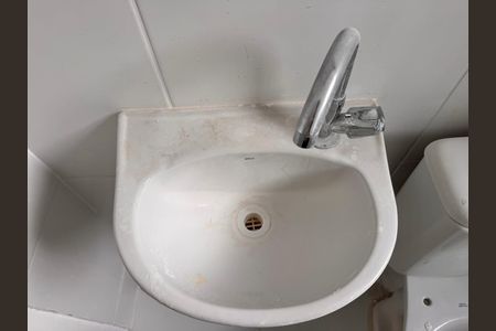 Banheiro Social de apartamento para alugar com 3 quartos, 44m² em Vargem Pequena, Rio de Janeiro