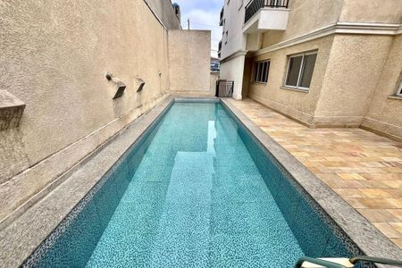 Área comum - Piscina de apartamento para alugar com 2 quartos, 34m² em Jardim Itacolomi, São Paulo