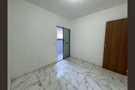 Quarto 1 de casa para alugar com 2 quartos, 50m² em Veloso, Osasco