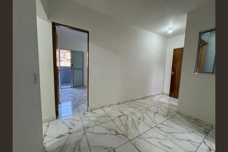 Sala de casa para alugar com 2 quartos, 50m² em Veloso, Osasco