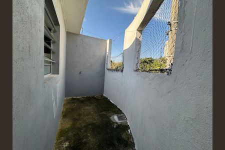 Quintal de casa para alugar com 2 quartos, 50m² em Veloso, Osasco