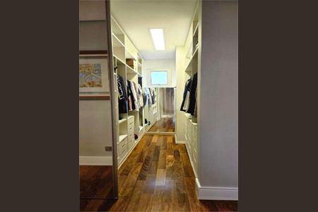 Apartamento à venda com 200m², 3 quartos e 3 vagas