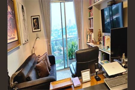 Apartamento à venda com 200m², 3 quartos e 3 vagas