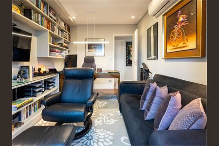 Apartamento à venda com 200m², 3 quartos e 3 vagas