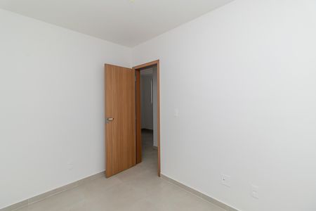 Quarto 1 de apartamento para alugar com 2 quartos, 46m² em Minaslandia, Belo Horizonte