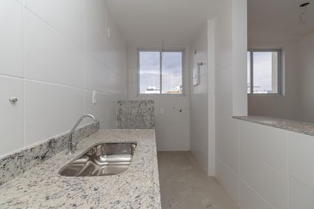 Cozinha de apartamento para alugar com 2 quartos, 46m² em Minaslandia, Belo Horizonte