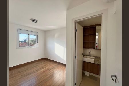 Apartamento para alugar com 73m², 3 quartos e 2 vagas Apartamento para alugar com 73m², 3 quartos e 2 vagasSuíte