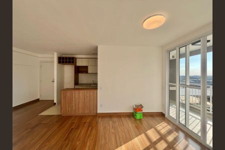 Sala de apartamento para alugar com 3 quartos, 73m² em Loteamento Residencial Vila Bella Dom Pedro, Campinas