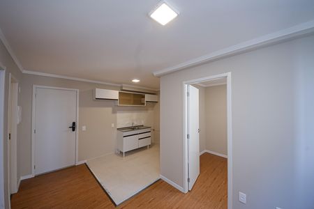 Sala e Cozinha de apartamento à venda com 2 quartos, 35m² em Jardim Santa Adelia, São Paulo