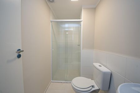 Banheiro de apartamento à venda com 2 quartos, 35m² em Jardim Santa Adelia, São Paulo