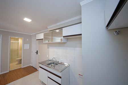 Apartamento à venda com 35m², 2 quartos e sem vaga Apartamento à venda com 35m², 2 quartos e sem vagaSala e Cozinha
