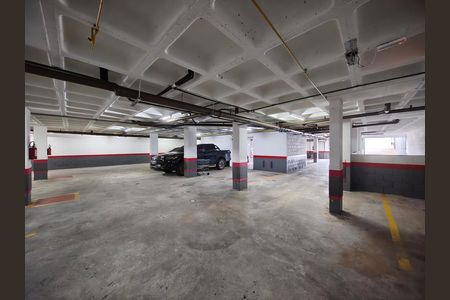 Área comum - Estacionamento de apartamento para alugar com 2 quartos, 60m² em Vila Isolina Mazzei, São Paulo